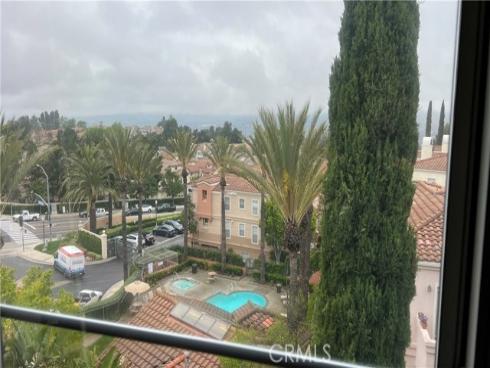 1000 S Volterra , Anaheim, CA
