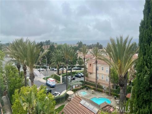 1000 S Volterra , Anaheim, CA