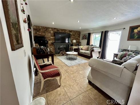 3062 W Teranimar , Anaheim, CA