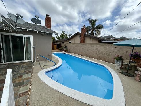3062 W Teranimar , Anaheim, CA