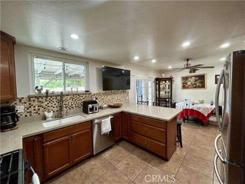 3062 W Teranimar , Anaheim, CA