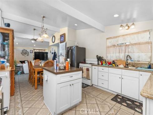 2113 W Niobe , Anaheim, CA