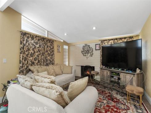 2113 W Niobe , Anaheim, CA