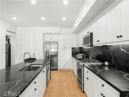 1891 S Union 99 , Anaheim, CA