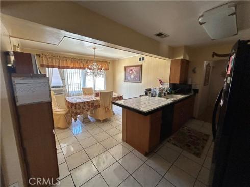 1439 W Kiama , Anaheim, CA