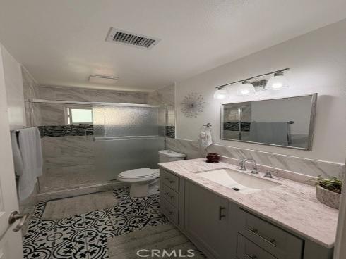 1407 W Colonial , Anaheim, CA
