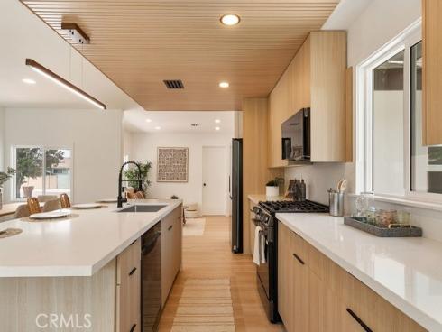 2871 W Tyler   Avenue, Anaheim, CA
