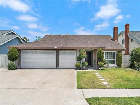 104 S. Carousel Street