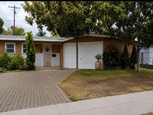 1345 E. Romneya