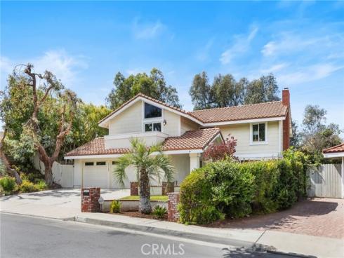 5421 E Willowick   Circle, Anaheim, CA