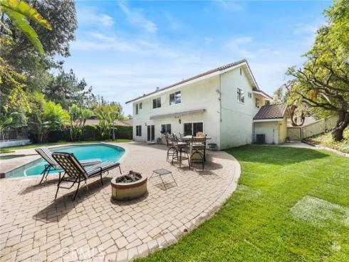 5421 E Willowick   Circle, Anaheim, CA