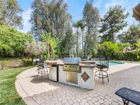5421 E Willowick   Circle, Anaheim, CA