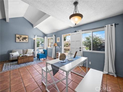 931 S Sutter Creek , Anaheim, CA