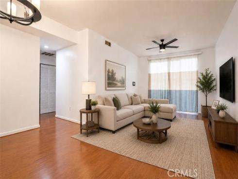 1801 E Katella Ave 1076 , Anaheim, CA