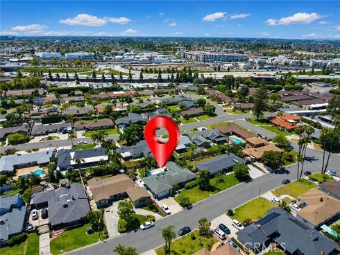 1450 W Wedgewood   Drive, Anaheim, CA