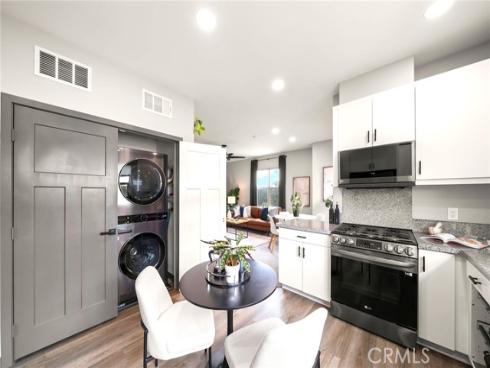 405 S Anaheim Boulevard  7 , Anaheim, CA
