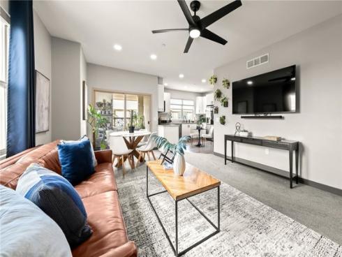 405 S Anaheim Boulevard  7 , Anaheim, CA