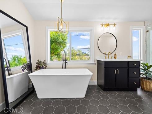 164 S Trevor St , Anaheim, CA