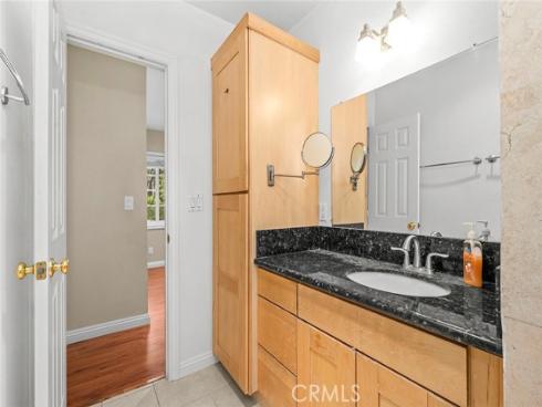1804 W Glenoaks Avenue, Anaheim, CA