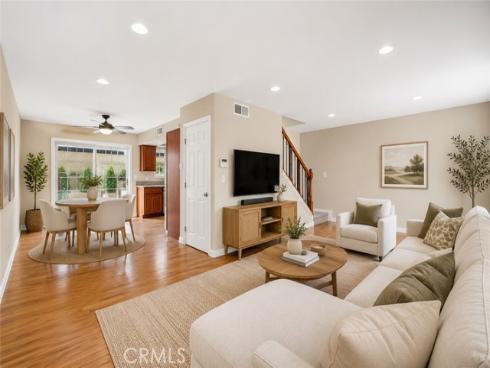 1804 W Glenoaks Avenue, Anaheim, CA