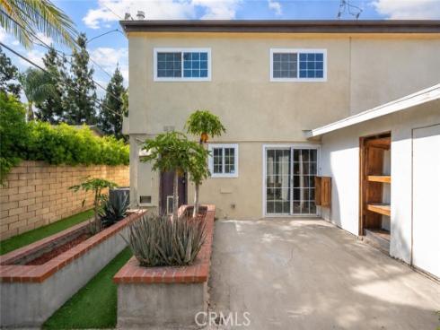 1804 W Glenoaks Avenue, Anaheim, CA