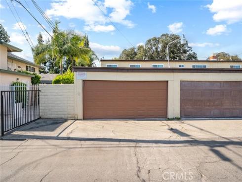 1804 W Glenoaks Avenue, Anaheim, CA