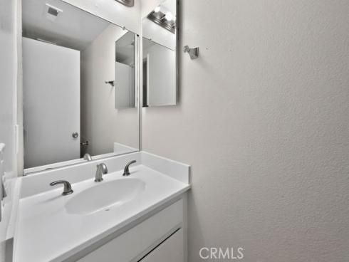 1381 S Walnut 2304 , Anaheim, CA