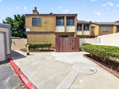1381 S Walnut 2304 , Anaheim, CA
