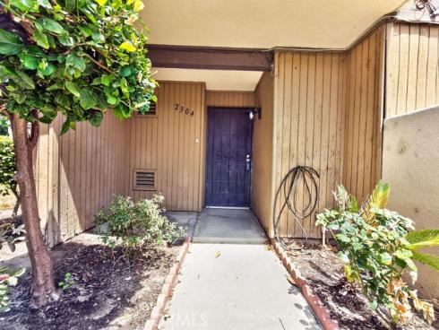 1381 S Walnut 2304 , Anaheim, CA