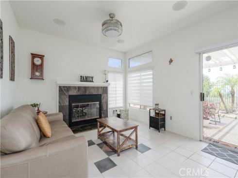 1011 S Mountcrest Court, Anaheim, CA
