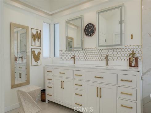 1011 S Mountcrest Court, Anaheim, CA