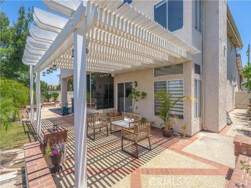 1011 S Mountcrest Court, Anaheim, CA