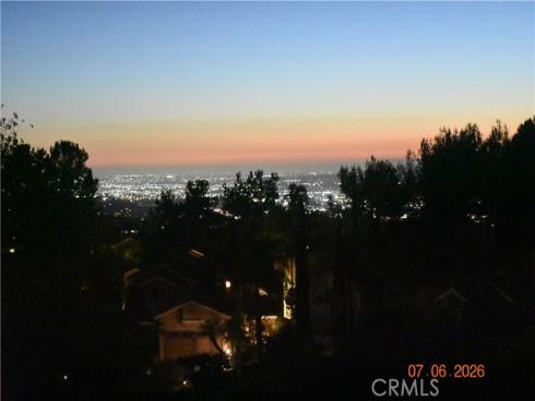 1011 S Mountcrest Court, Anaheim, CA