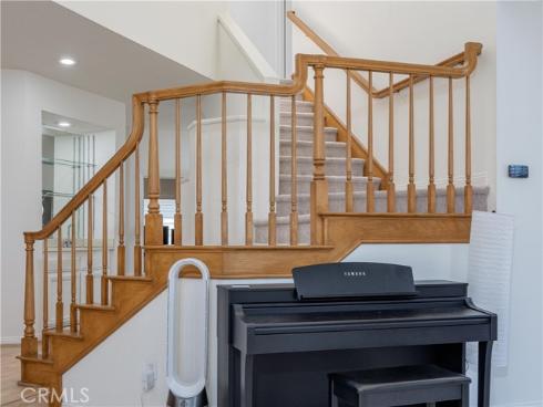 1011 S Mountcrest Court, Anaheim, CA