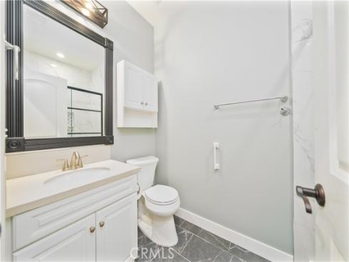 557 S Kroeger , Anaheim, CA