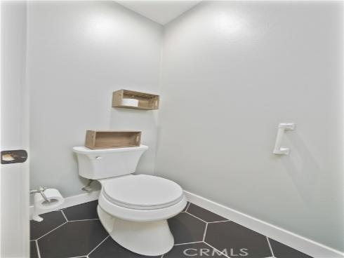 557 S Kroeger , Anaheim, CA