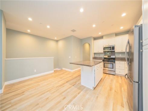 557 S Kroeger , Anaheim, CA