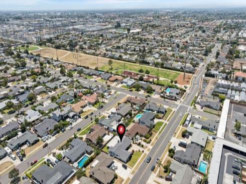 8822 Lola Avenue, Anaheim, CA