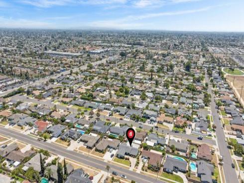 8822 Lola Avenue, Anaheim, CA