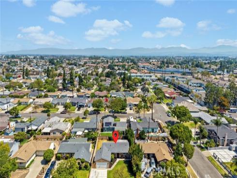3619 W Myra Avenue, Anaheim, CA