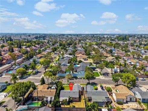 3619 W Myra Avenue, Anaheim, CA