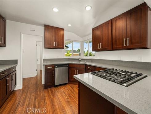 1646 W Alomar , Anaheim, CA