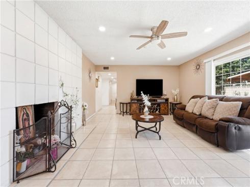 860 S Chantilly , Anaheim, CA