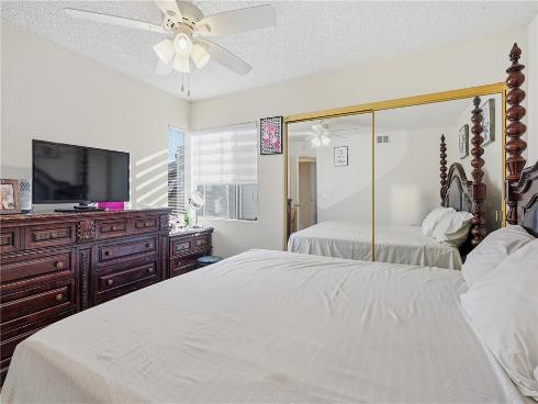 125 W South 218 , Anaheim, CA