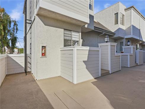 125 W South 218 , Anaheim, CA