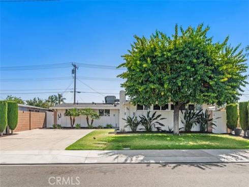 724 N. Vine