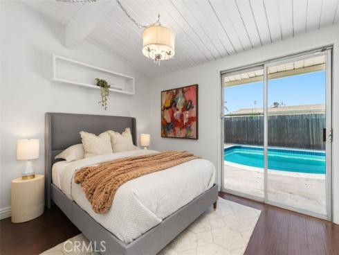 724 N Vine  , Anaheim, CA