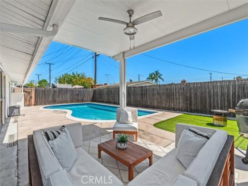 724 N Vine  , Anaheim, CA