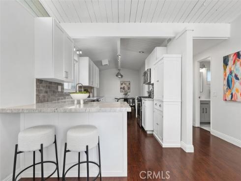 724 N Vine  , Anaheim, CA