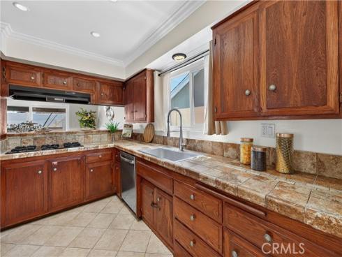 2458 E Powhatan , Anaheim, CA